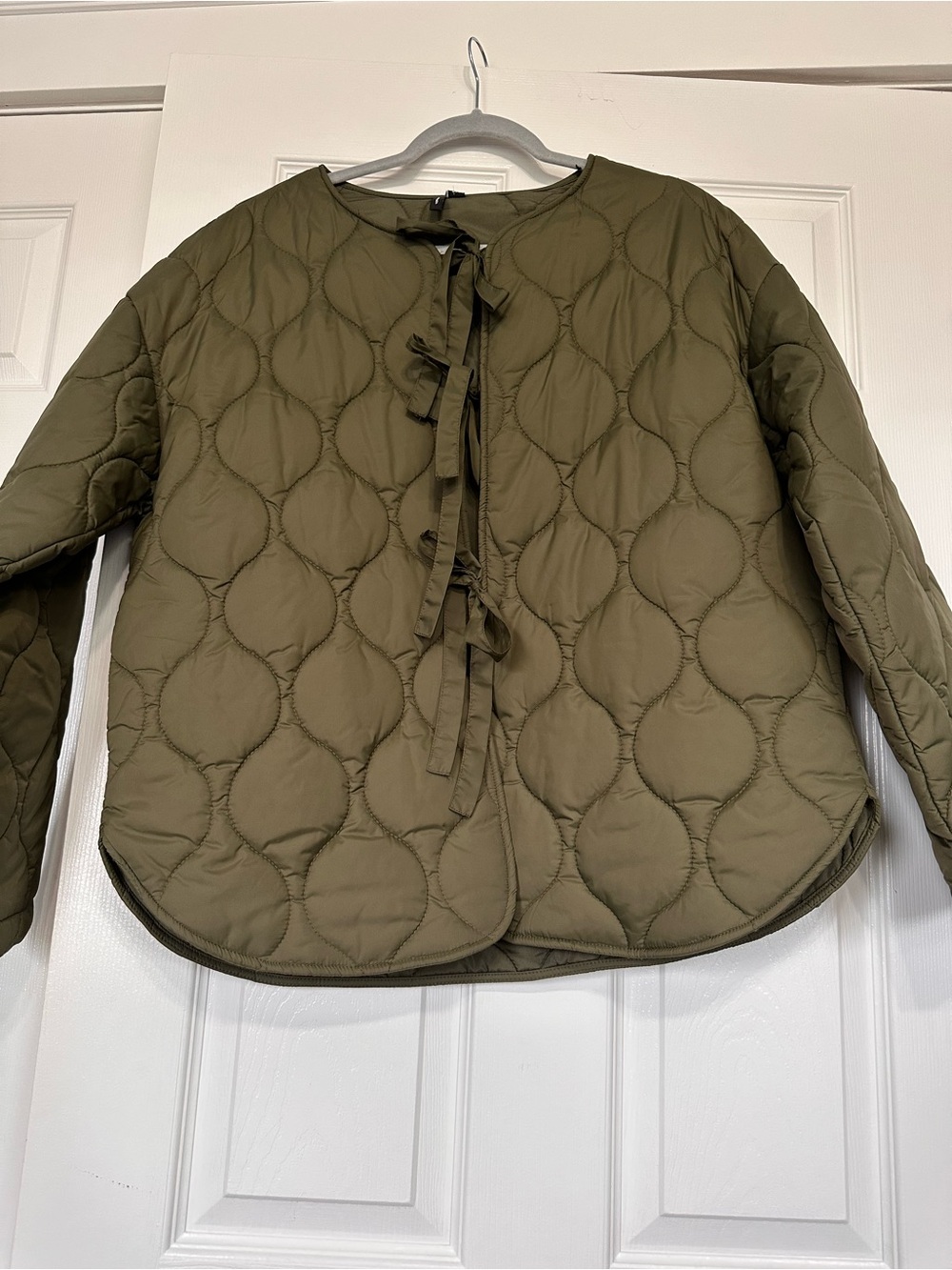 Vero Moda Olive Green Quilted Tie-Front Puffer Jacket